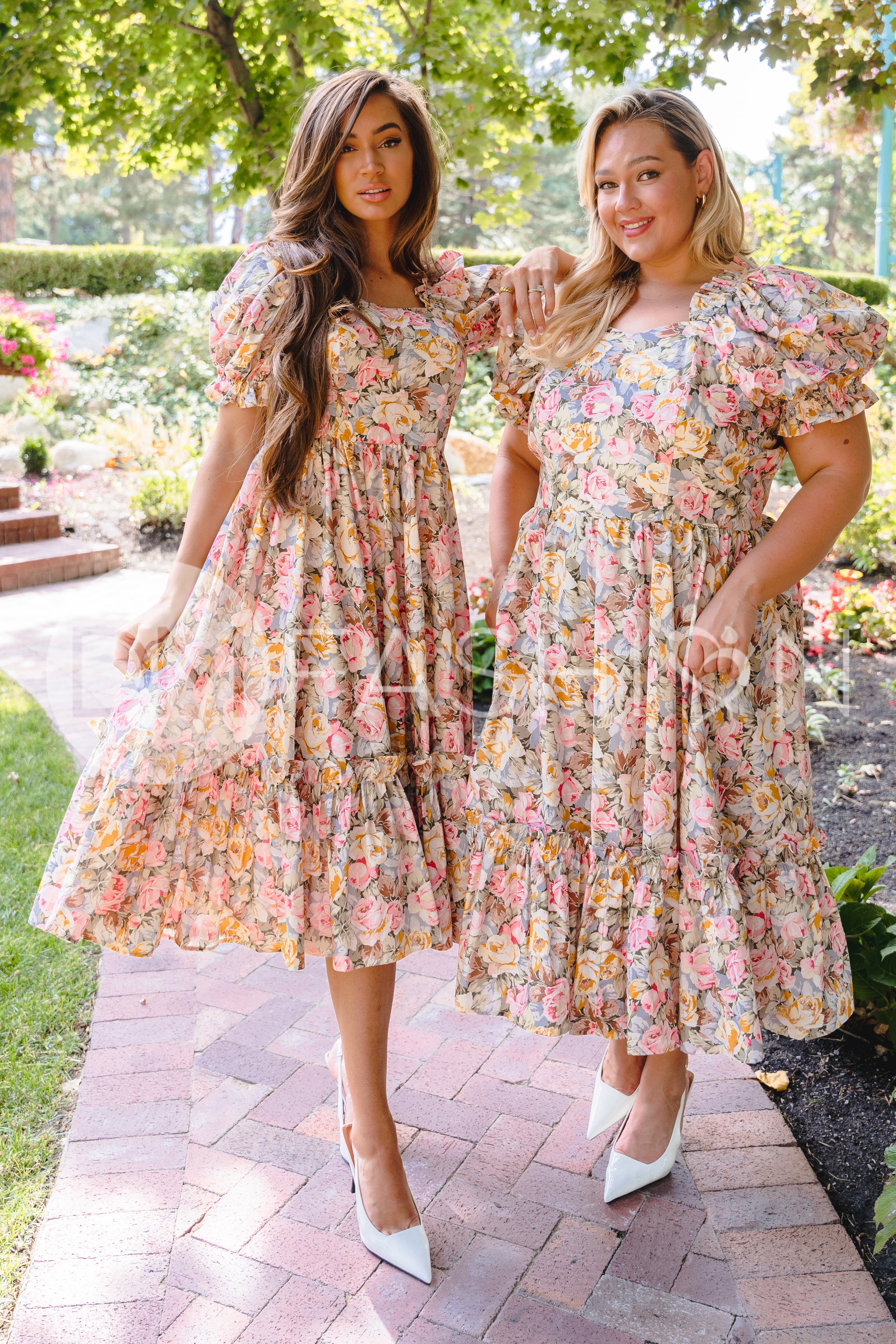 Avril Ivory Cottage Rose Floral - DM Exclusive