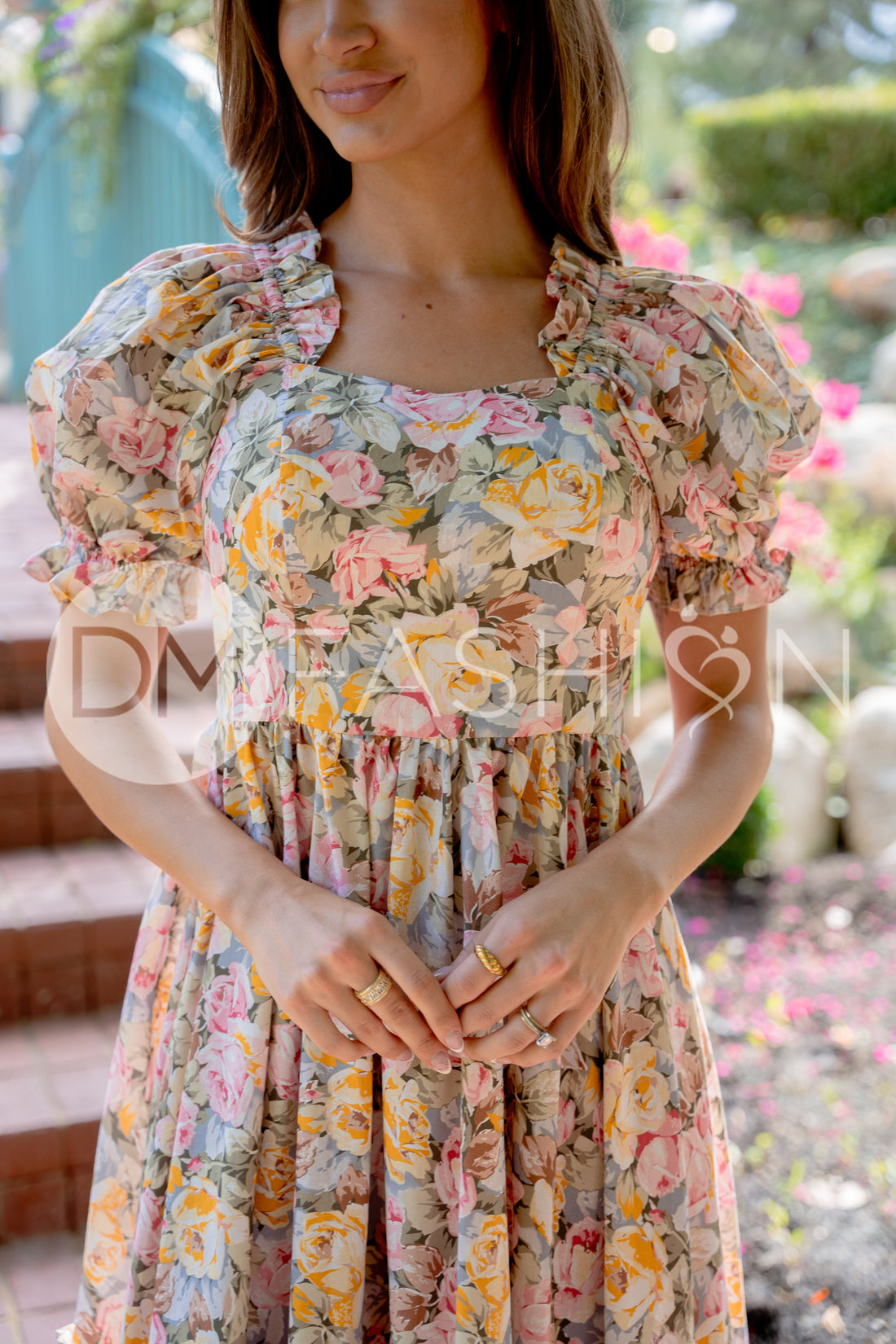 Avril Ivory Cottage Rose Floral - DM Exclusive