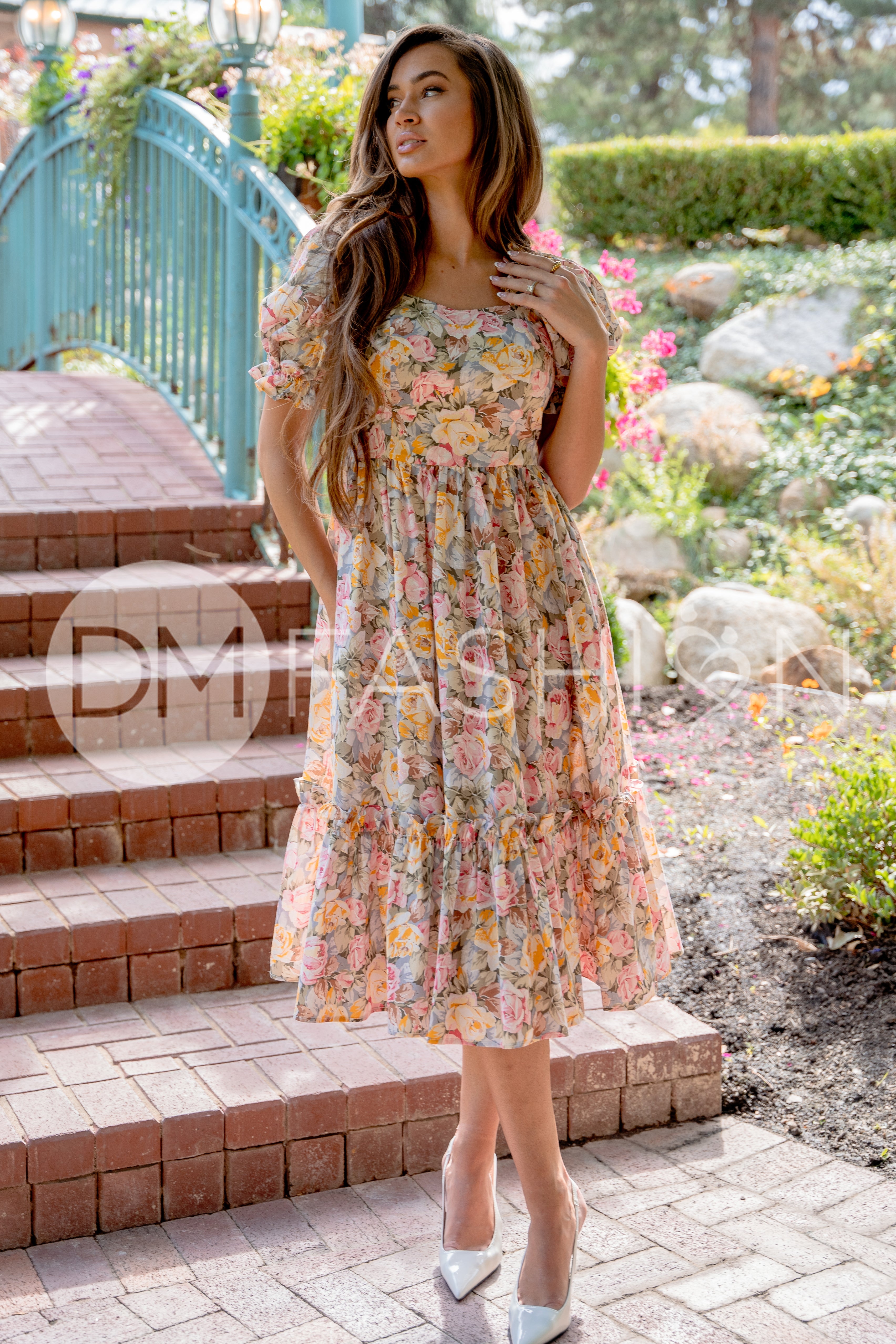 Avril Ivory Cottage Rose Floral - DM Exclusive