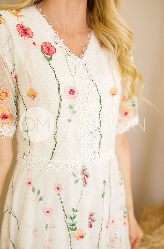 Diana Embroidered Ivory Floral Dress - DM Exclusive