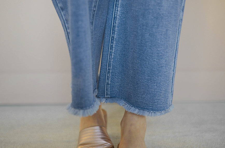 Don't Look Back Mid Wash Cropped Jeans - FINAL SALE